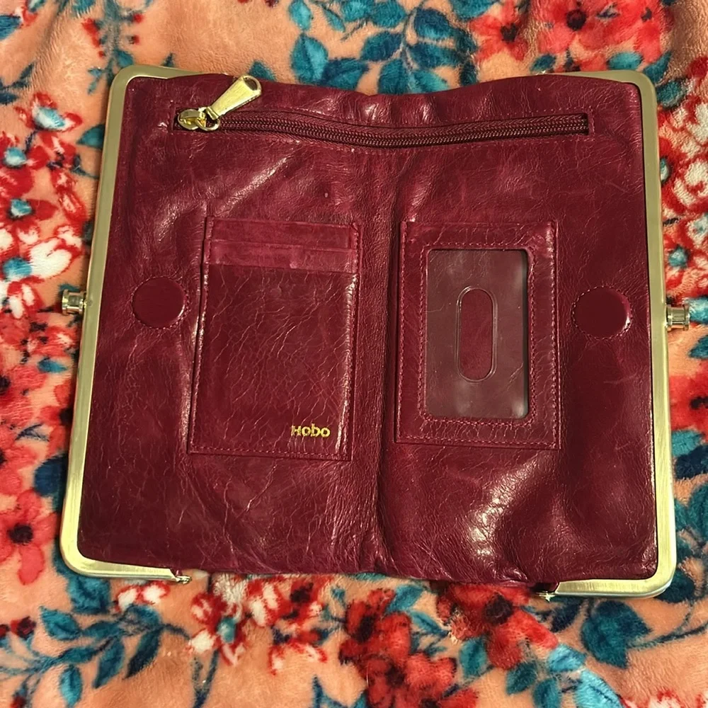 HOBO Lauren Clutch Wallet - Embroidered Plum - Picture 5 of 15